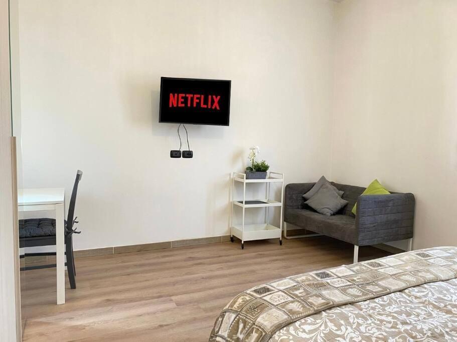 Memory Suite Con Wifi/Netflix Bologna Eksteriør bilde